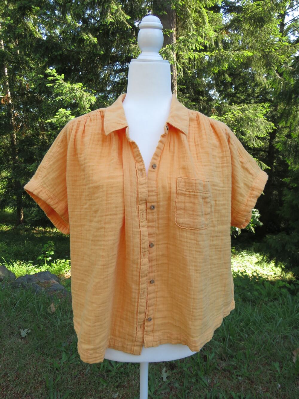 Old Navy Women's Large Boxy Shirt 100% Cotton Gauze S/S Button Up Mango Sorbet